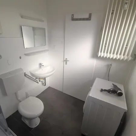 Apartment One 15 Min To Fair Hannover